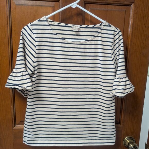 Junior's Scoop neck flutter-sleeve top size XSmall - Picture 1 of 3